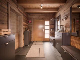 Modern chalet in the willow roof - 2