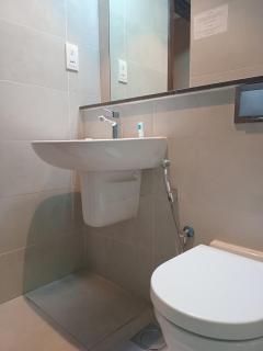 Luxury Downtown Adliya - 3