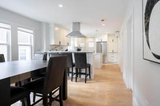 Beautiful and Spacious 3BD Condo in Somerville - 4