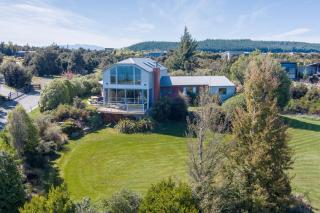 Tawhiri - tranquility, space and stunning views in paradise - 9
