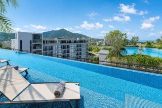 Stylish Condo with Rooftop Pool- city gate # C302 - 6