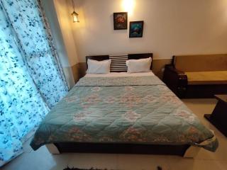 The Paprika Malsi, Mussoorie View With Balcony - 9