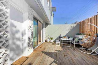 LUXE @ THE TERRACE- BRAND NEW, 250M- BEACH + TOWN! - 3