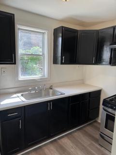 Large Furnished Room with all utilities with Shared kitchen and baths Room 3 - 5