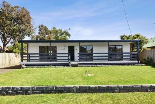 Bonnyvale Beach Shack- Pet friendly, walk to the beach! - 6