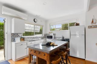 The Shack- Walk to beach, sleeping 4, fireplace, pet friendly! - 0
