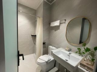Chinchu Luxury Hotel - 9