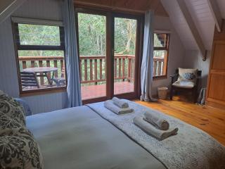 Peaceful Forest Getaway in Natures Valley - 9