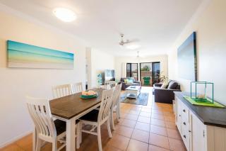 Breakers 1-3 - Ocean Views - Stone Real Estate Yamba - 3