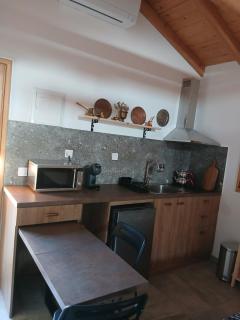 Maroneia Stone Studio - 6