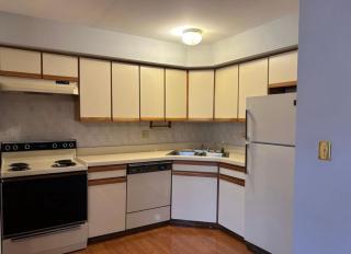 J Luxury Suites Cute & Cozy 1Br Bi Level Loft Style Apt - 0
