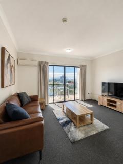 Townsville Central Apartments - 8