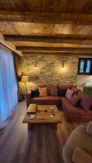 The house in the Cobbled road Suite - 7