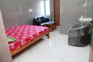Arumugam inn - 7