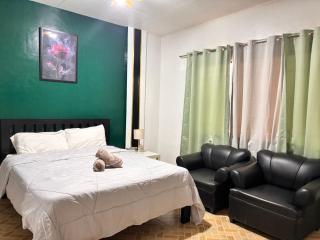 Axon Cozy Modern House Blue Unit Near The Walking Street - 5