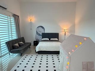 4B 3R Cozy Spacious Near Dewan Millenium Fully Aircond - 8