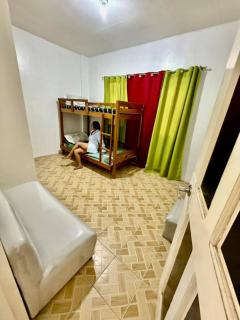 Axon Cozy Modern House Blue Unit Near The Walking Street - 7