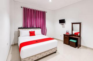 RedDoorz at Residence Bintaro - 0