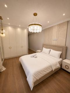 3 Rooms - 8