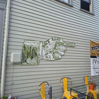Liberty Alley Hideaway 2 - 4