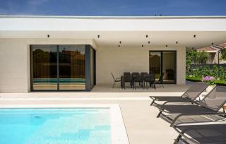 Beautiful Home In Donji Prolozac - 4