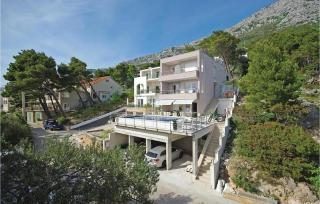 Lovely Apartment In Brela With Wifi - 1