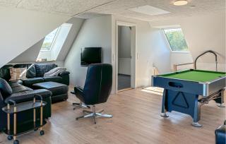 Awesome Home In Spøttrup With Wifi - 2