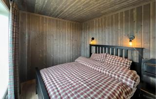 3 Bedroom Beautiful Home In Lillehammer - 1