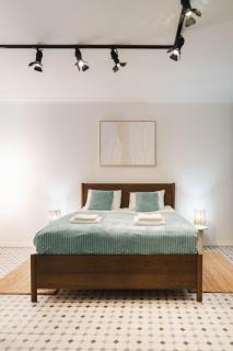 B68 Apartment 18B - 7