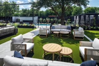 The Clara Hotel Plano, Tapestry Collection by Hilton - 8