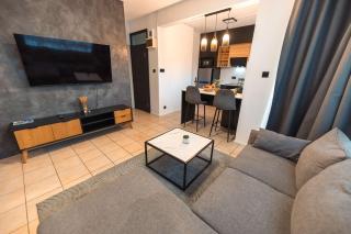 3 Villas Complex with Pool, Up to 18 Guests - LBC - 5