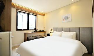 De Lamour Hotel - 9