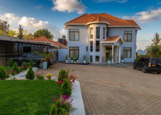 Haven Villa - 0
