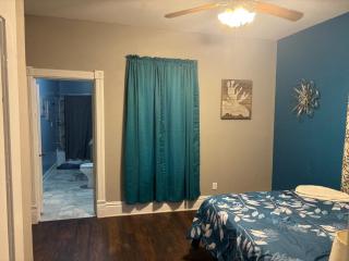 Historic 1902 Home Near Makoshika State Park 4BR - 9