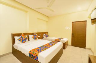 FabHotel Nakshatra Grand - 8