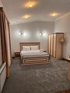 The House Hotel Goris - 8