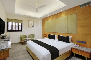 Palette Mahbubabad Railway Station Formerly Hotel RC Platinum - 8