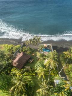 Secret Moon Beach House - 0