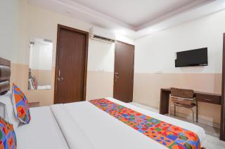 FabHotel Sapphires - 3