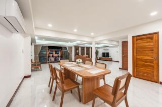 Brand-New Luxury Villa Stunning Retreat V154 - 8