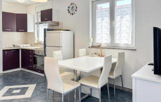 4 Bedroom Beautiful Home In Vodnjan - 8