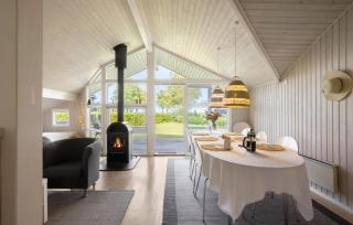 Cozy Home In Otterup With Sauna - 8