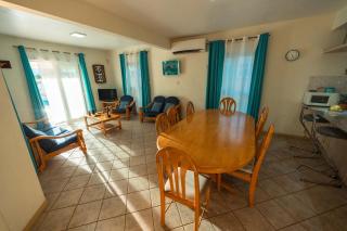 Spacious Villa with Pool, 5 Min to Beach - LB1 - 5