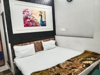 SMB Paying Guest house - 6