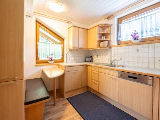 Chalet in Mayrhofen near Ski Slopes - 2
