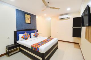 FabHotel Kanak International - 7