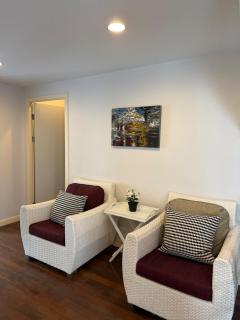 Entire 3Bedroom Townhome, shared swimming pool in Sukhumvit, 2927 - 6
