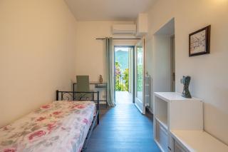 Simo House Stunning Lake View Balcony AC - 2