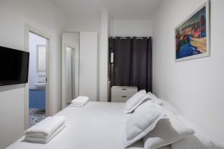 Renovated 2BR Bauhaus Apt in Gordon by HolyGuest - 3