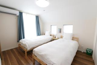YT2198 Spacious Three Level 4BR Entire Home Kanamecho 8 Min Near Ikebukuro Free Parking Rooftop Terrace Sleeps 8 - 0